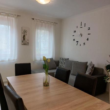 Apartmancentrum Дьюла Экстерьер фото