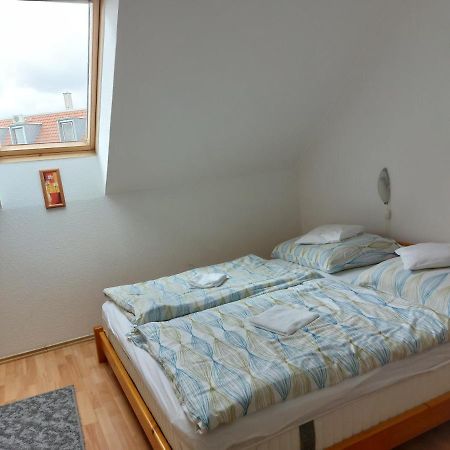 Apartmancentrum Дьюла Экстерьер фото