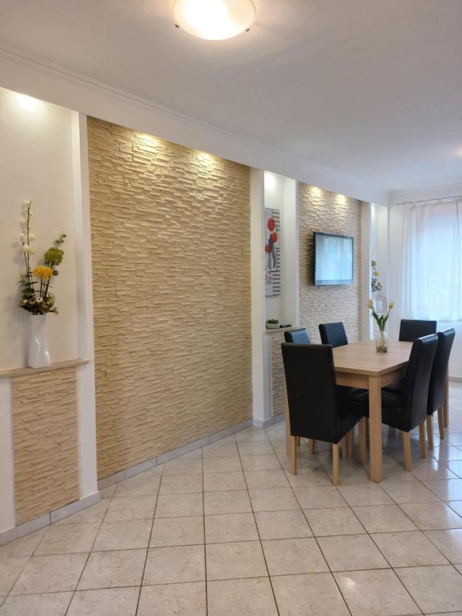 Apartmancentrum Дьюла Экстерьер фото